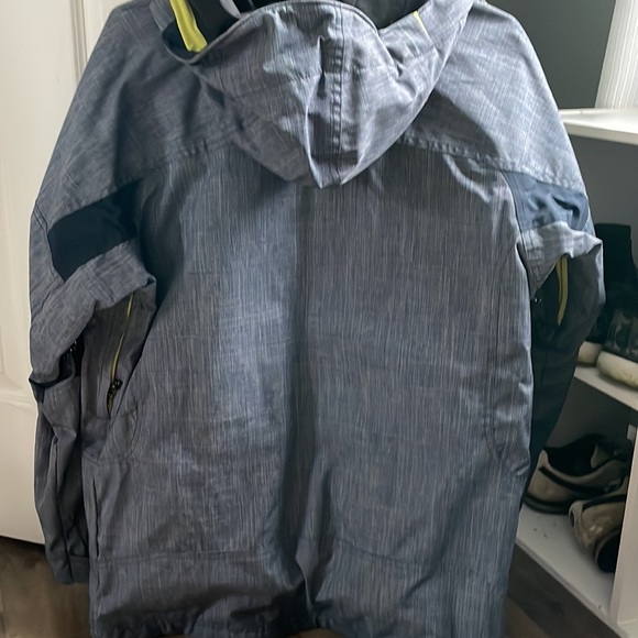 Columbia winter coat - Picture 9 of 9